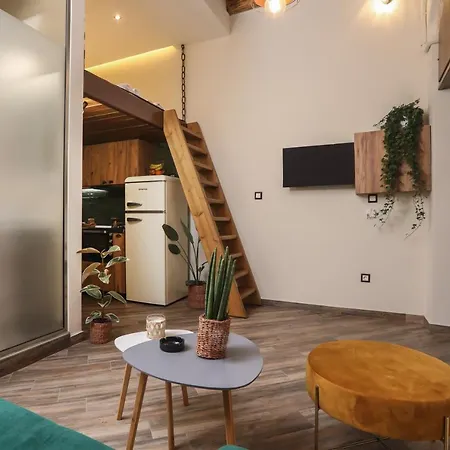 Grandpa's Lab Apartment *